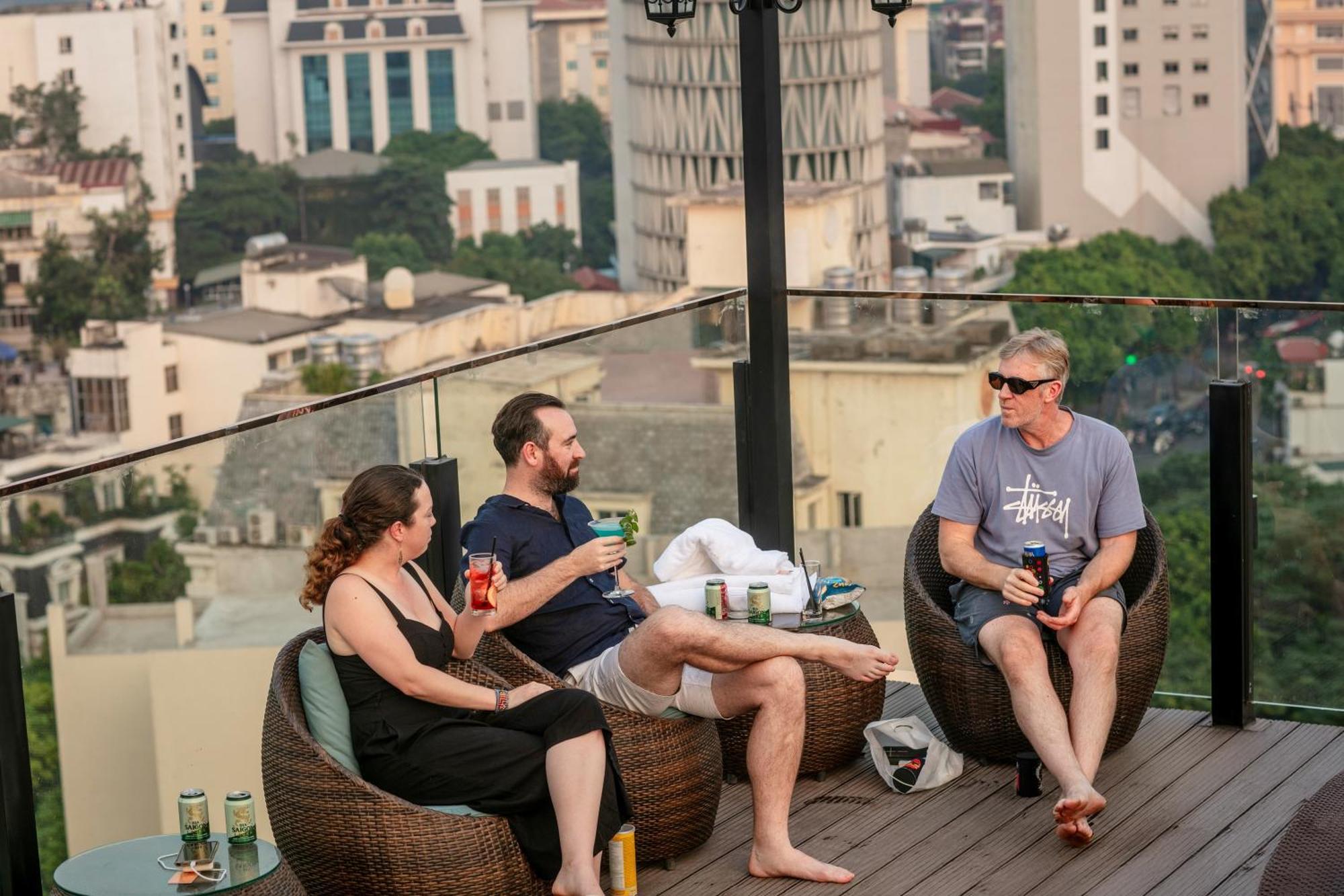 May De Ville Corner Hotel هانوي المظهر الخارجي الصورة