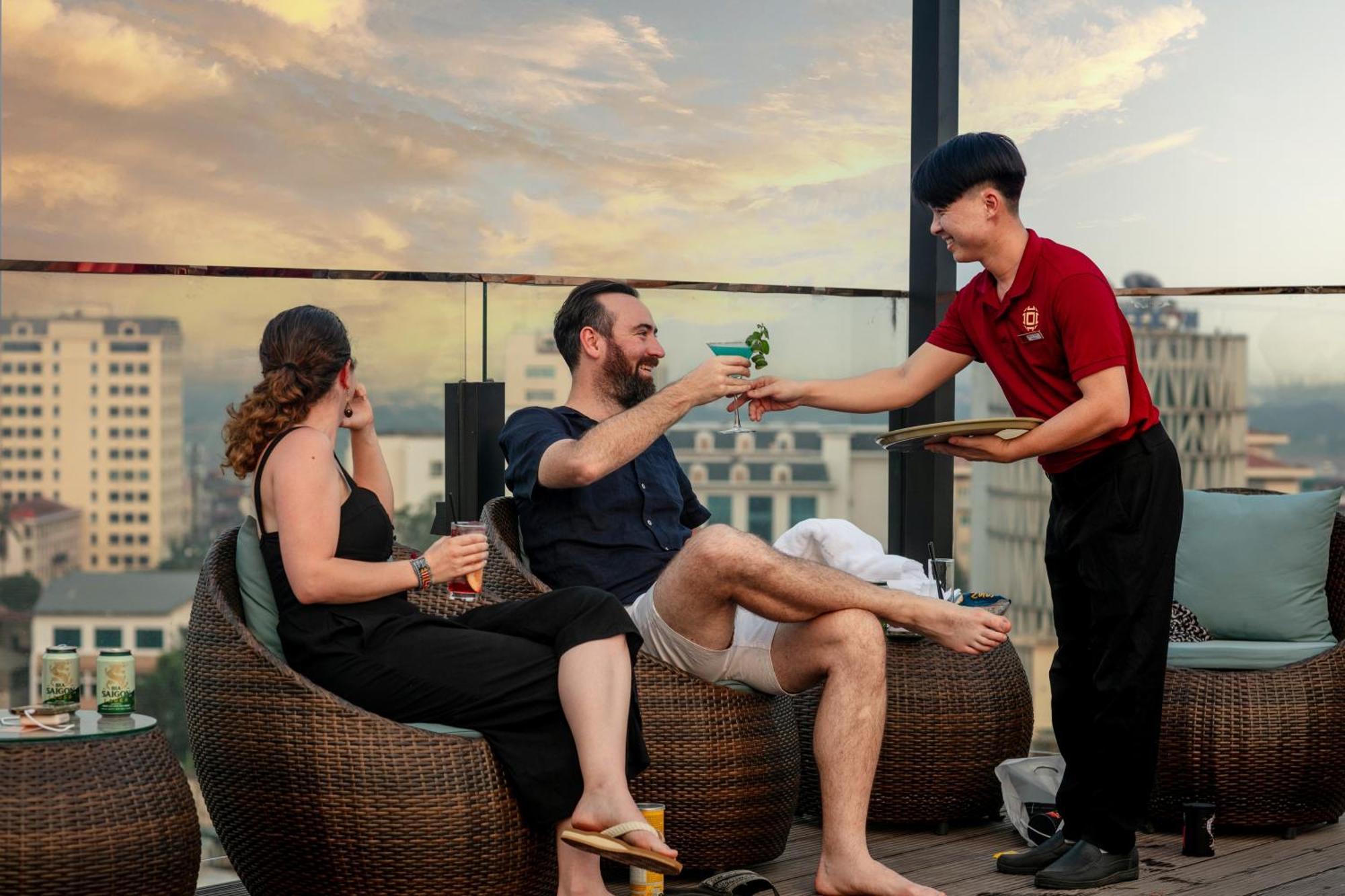 May De Ville Corner Hotel هانوي المظهر الخارجي الصورة