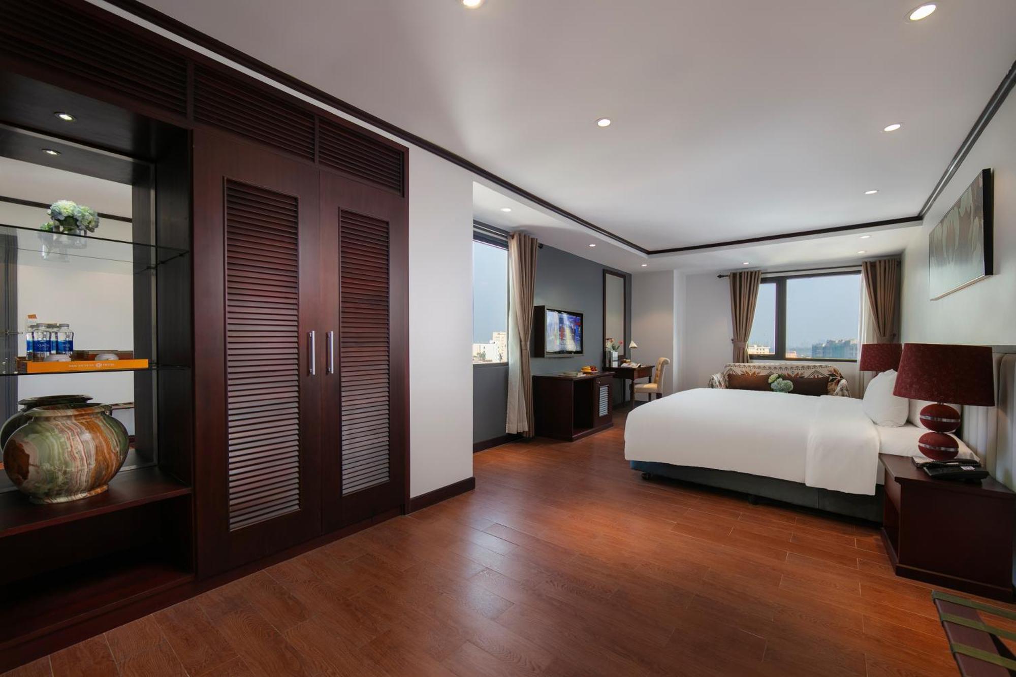 May De Ville Corner Hotel هانوي المظهر الخارجي الصورة