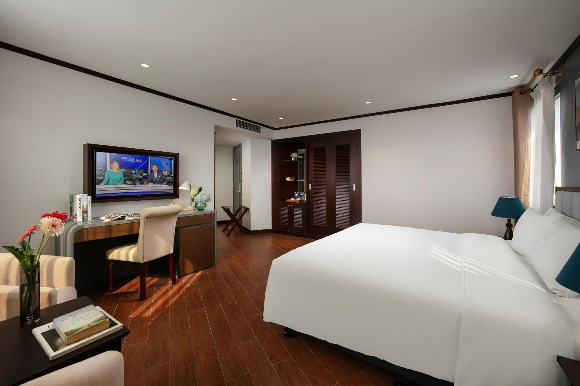May De Ville Corner Hotel هانوي المظهر الخارجي الصورة