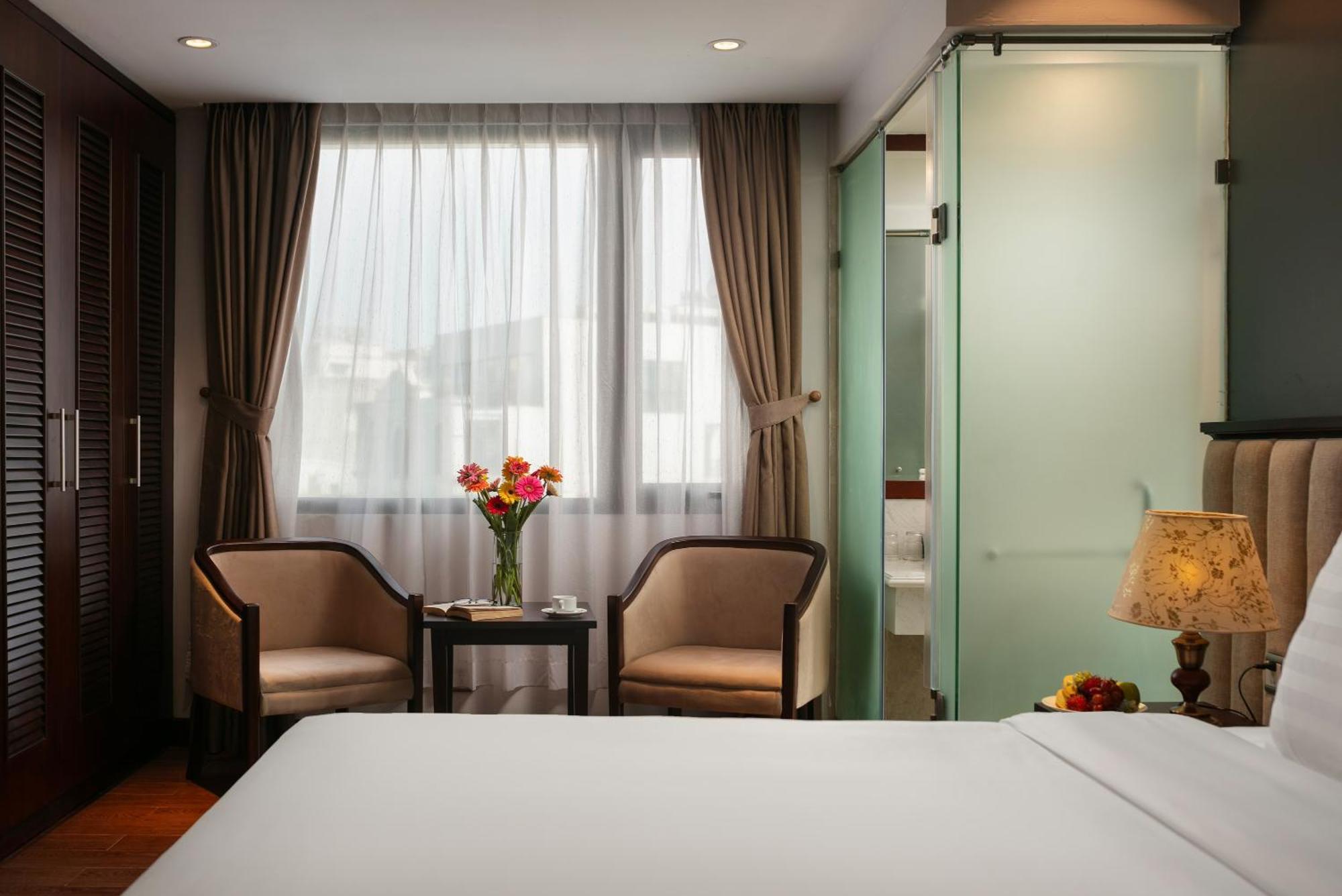 May De Ville Corner Hotel هانوي المظهر الخارجي الصورة